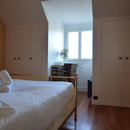 Authentic Bright Flat In Le Marais * Paris