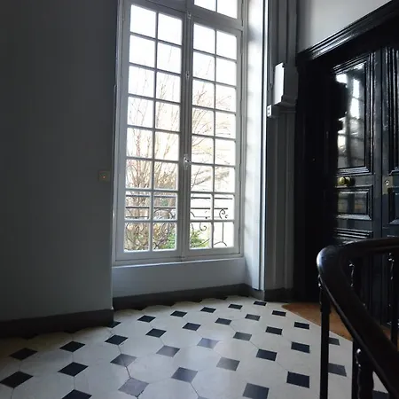 公寓 Authentic Bright Flat In Le Marais